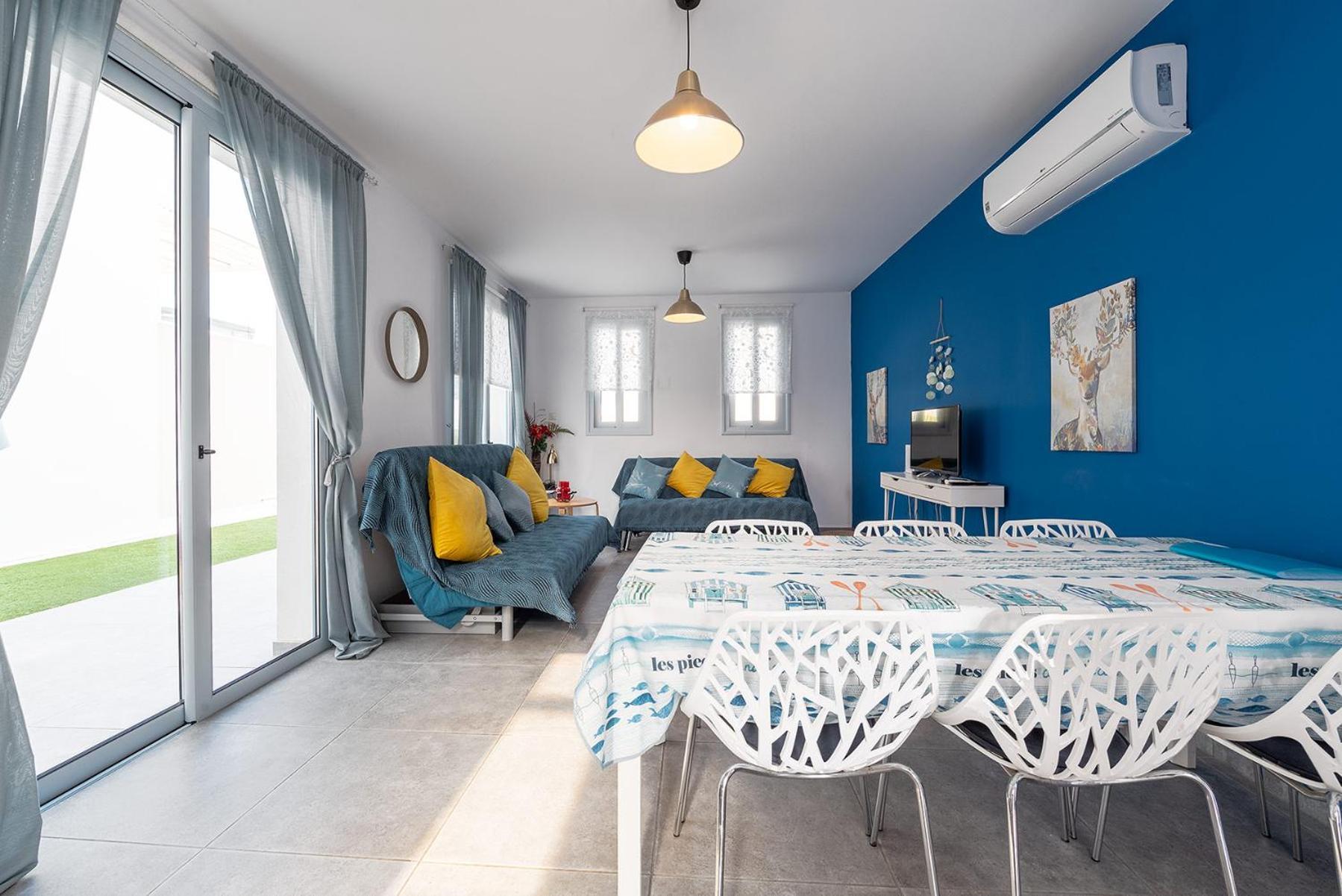 Blue Diamond Beach Villas بافوس المظهر الخارجي الصورة