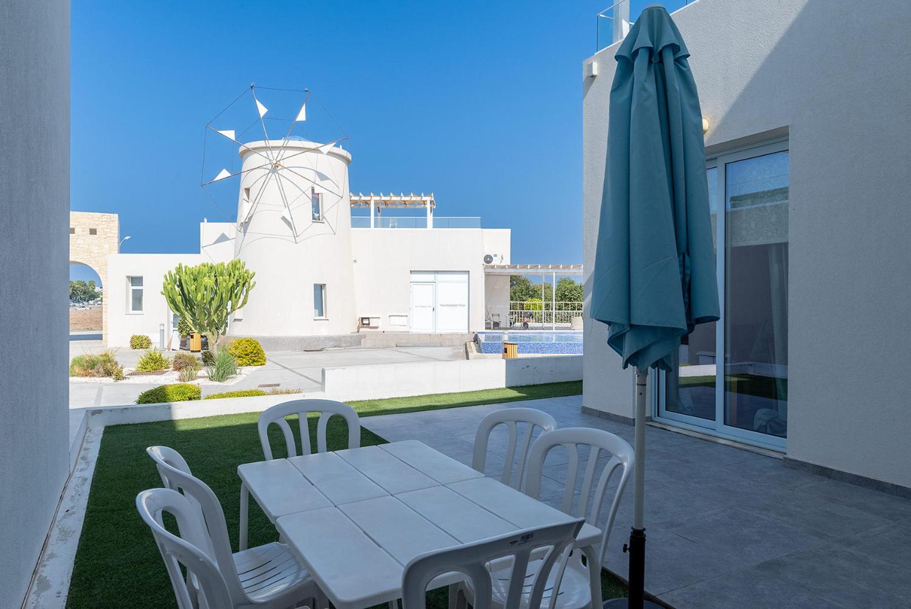 Blue Diamond Beach Villas بافوس المظهر الخارجي الصورة