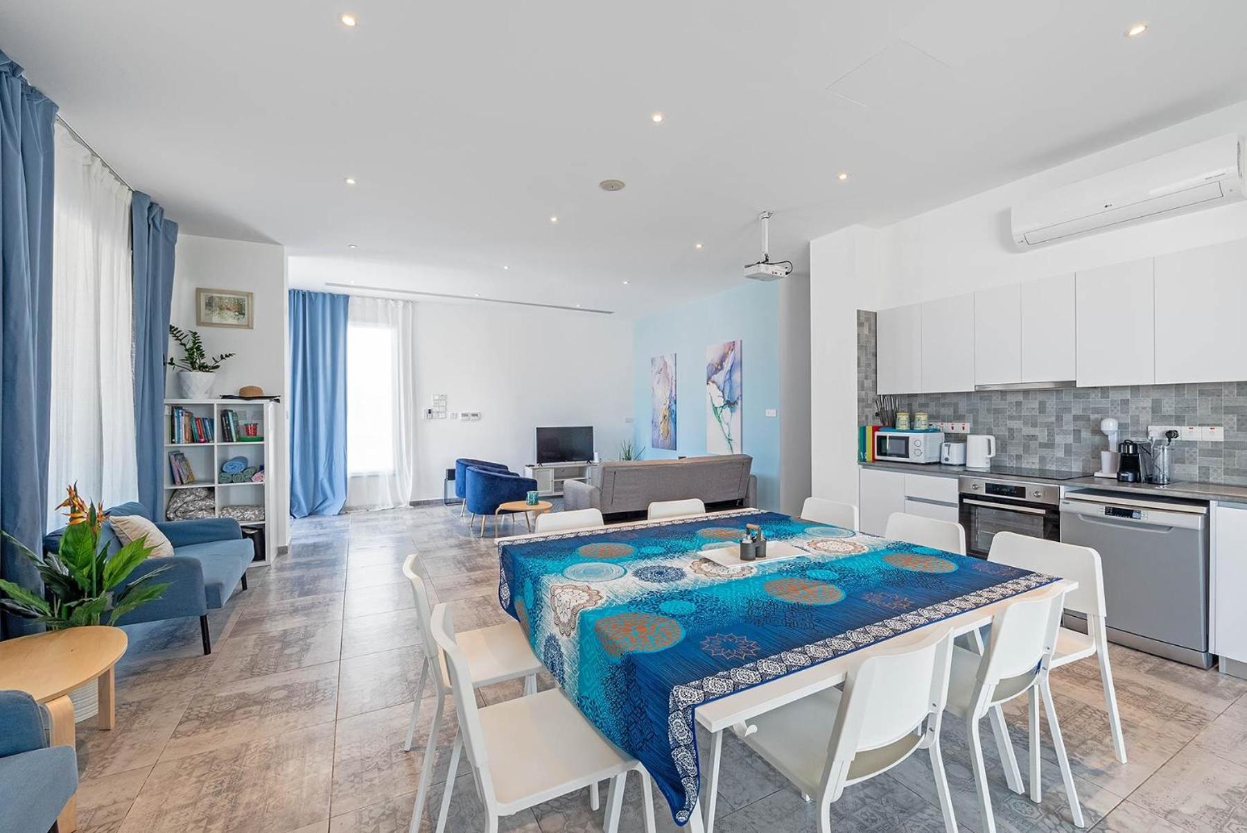 Blue Diamond Beach Villas بافوس المظهر الخارجي الصورة