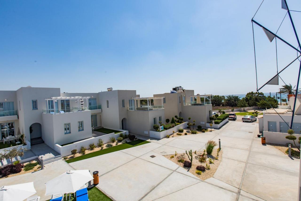 Blue Diamond Beach Villas بافوس المظهر الخارجي الصورة